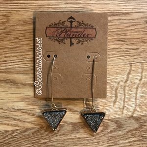 Plunder Angie Druzy Earrings